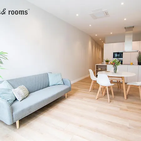 アパート Enorme Con 4 Banos サンティアゴ・デ・コンポステーラ